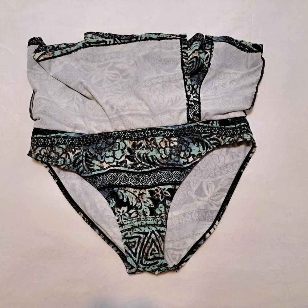Heat Swimwear Bikini Halter/Skirt Print Size S Multicolor - Picture 11 of 11